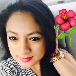 Meet your Posher, Daniela